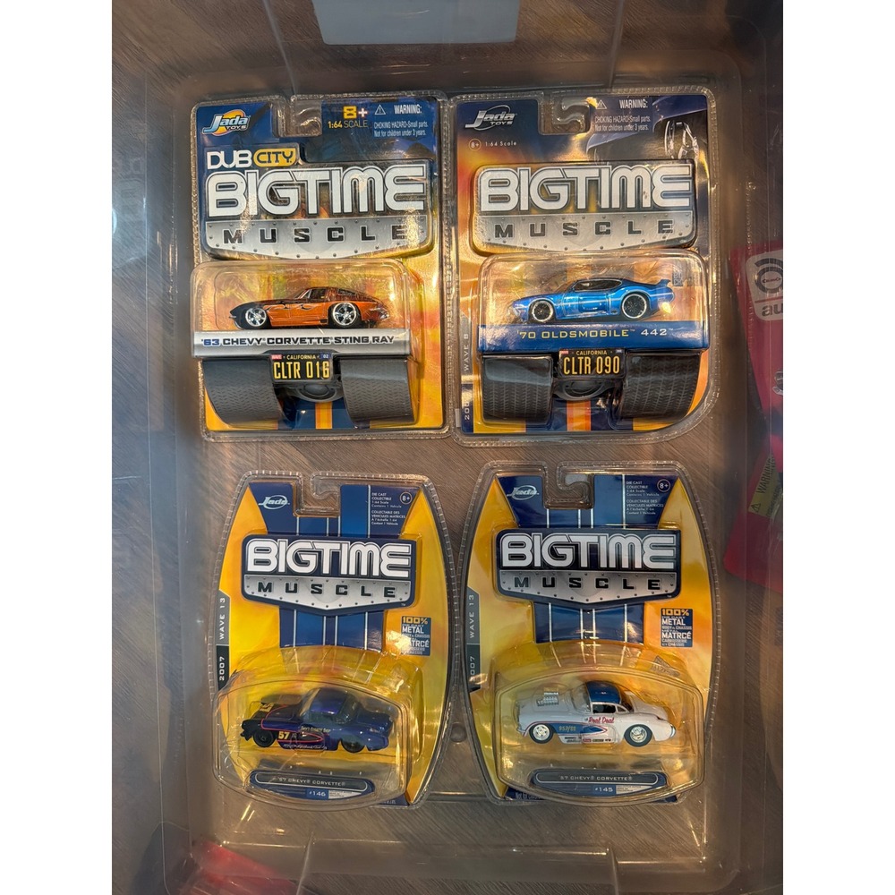 Jada Toys Bigtime Muscle 1:64 Diecast Car Lot 63 Corvette 70 Olds 442 57 Vette